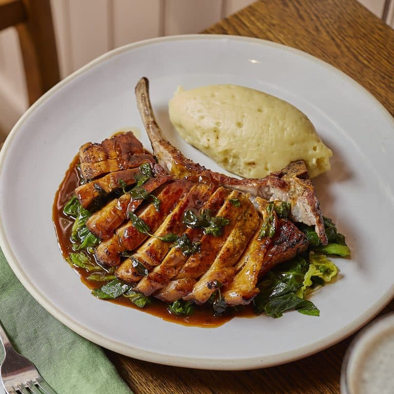 Cover Image for Our à la carte menu at Heartwood Inns